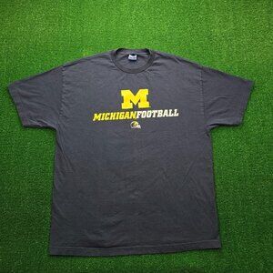 Michigan Wolverines Tshirt‎ Mens XL Blue Short Sleeve College Football Sports